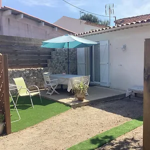  Hébergement de vacances Charmante Maison